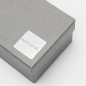 ET015-Rollo ETIQUETAS ZORIONAK FONDO PLATA IMPRESIÓN PELÍCULA PLATA 30 x 30mm. 500ud.
