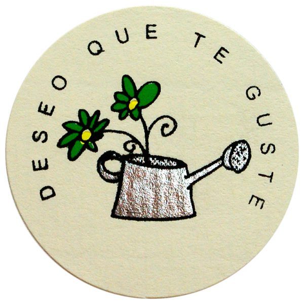 ET018-Rollo ETIQUETAS DESEO QUE TE GUSTE REGADERA FONDO VERJURADO IMPRESION VARIAS TINTAS Ø40mm. 250ud.
