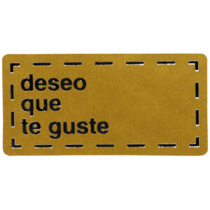 ET804-Rollo ETIQUETAS DESEO QUE TE GUSTE FONDO ORO IMPRESIÓN PELÍCULA PLATA 50 x 25mm. 500ud.
